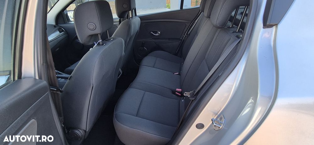 Renault Megane ENERGY dCi 110 Start & Stop Expression - 12