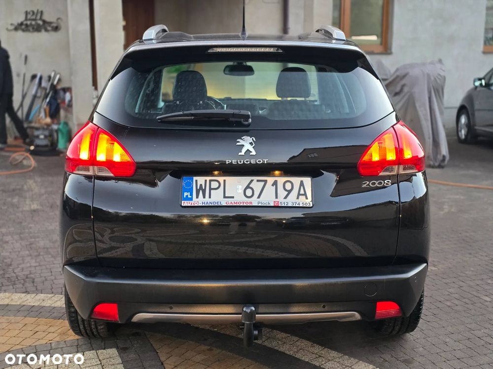 Peugeot 2008 - 10