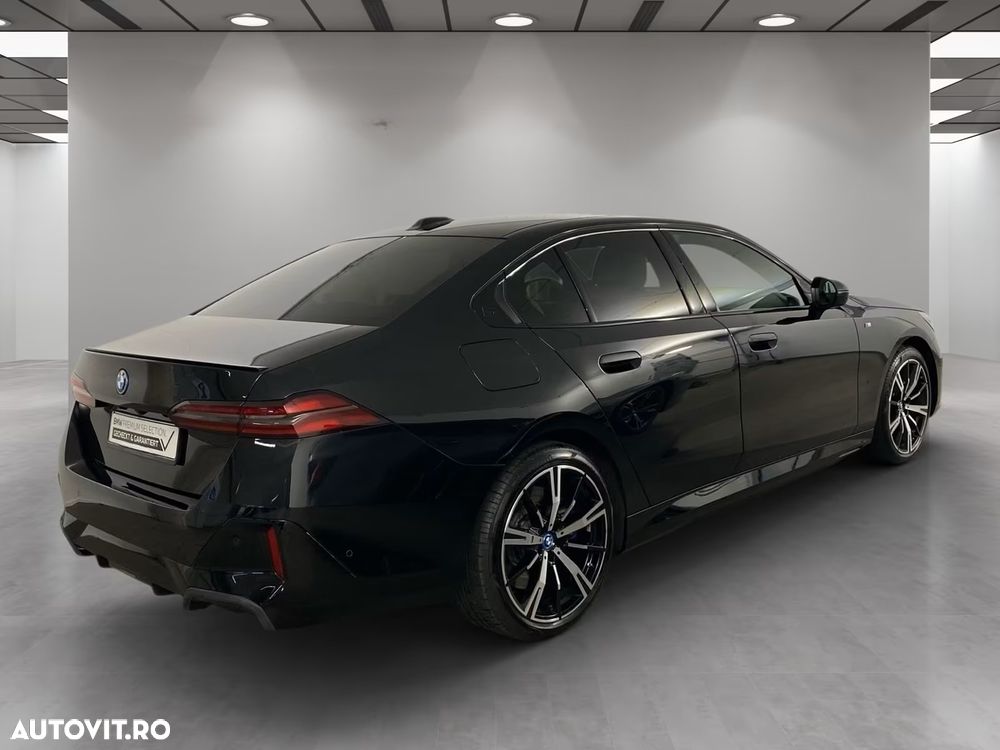BMW Seria 5 550e xDrive Aut. - 4