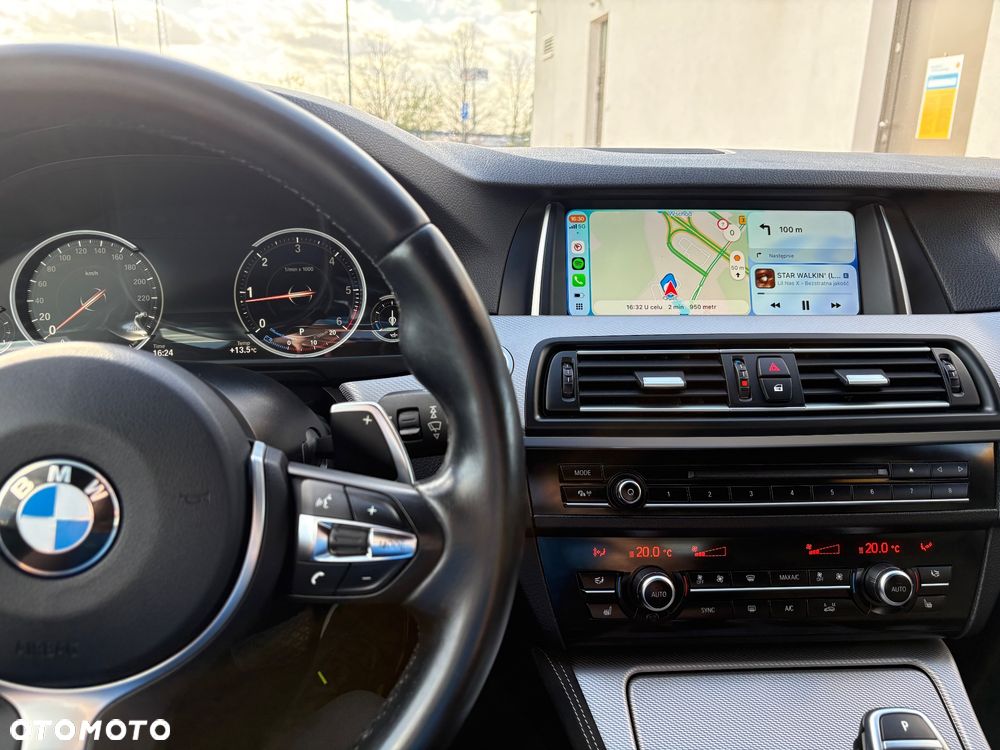 BMW Seria 5 525d xDrive - 17