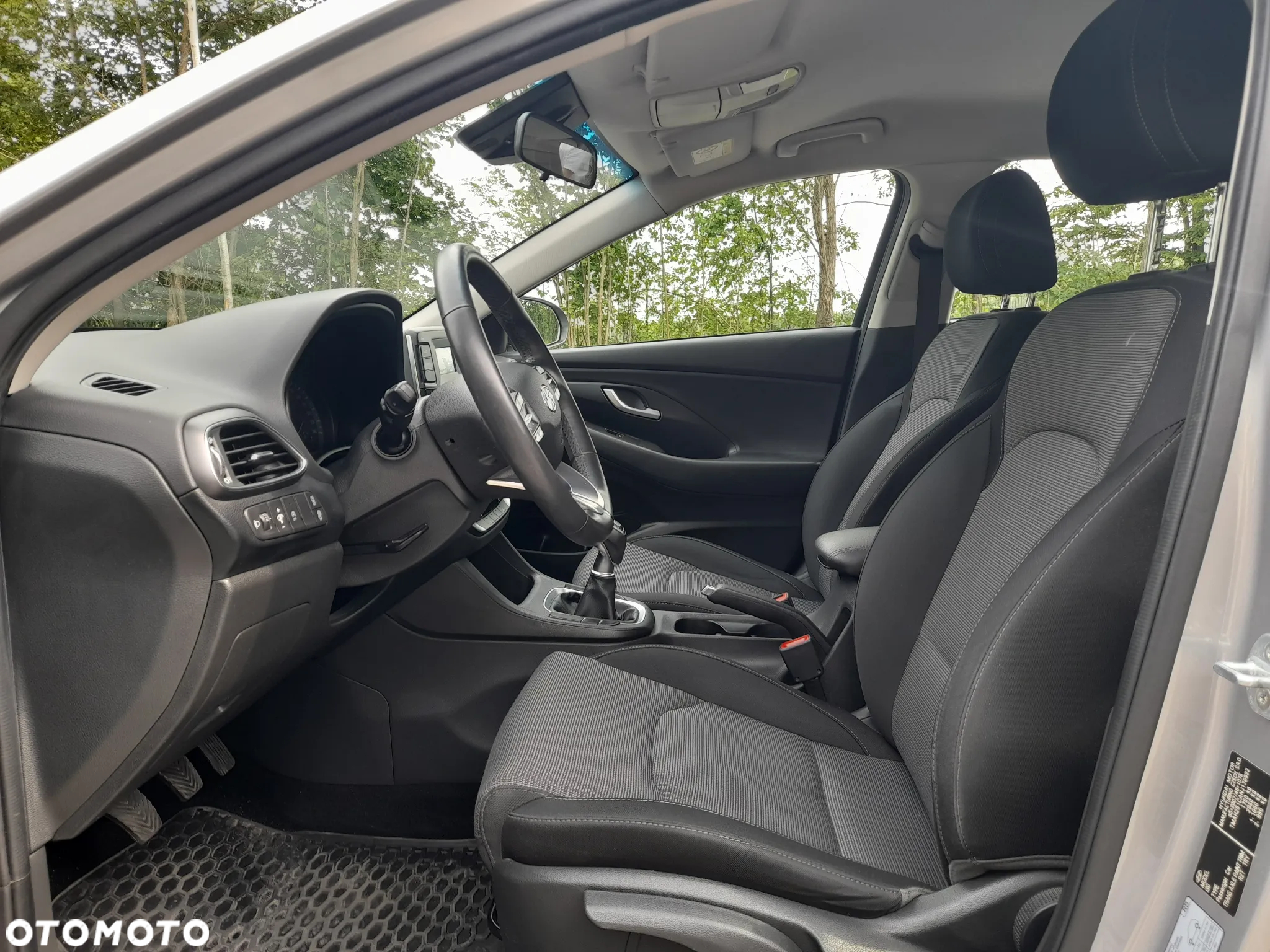 Hyundai i30 1.5 DPI Classic + - 7