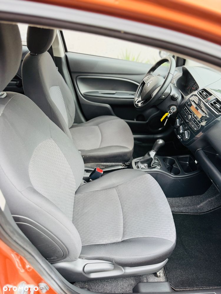 Mitsubishi Space Star AS&G 1.2 Spirit+ Black - 12