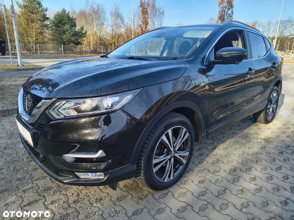 Nissan Qashqai 1.2 DIG-T N-Connecta Xtronic - 1