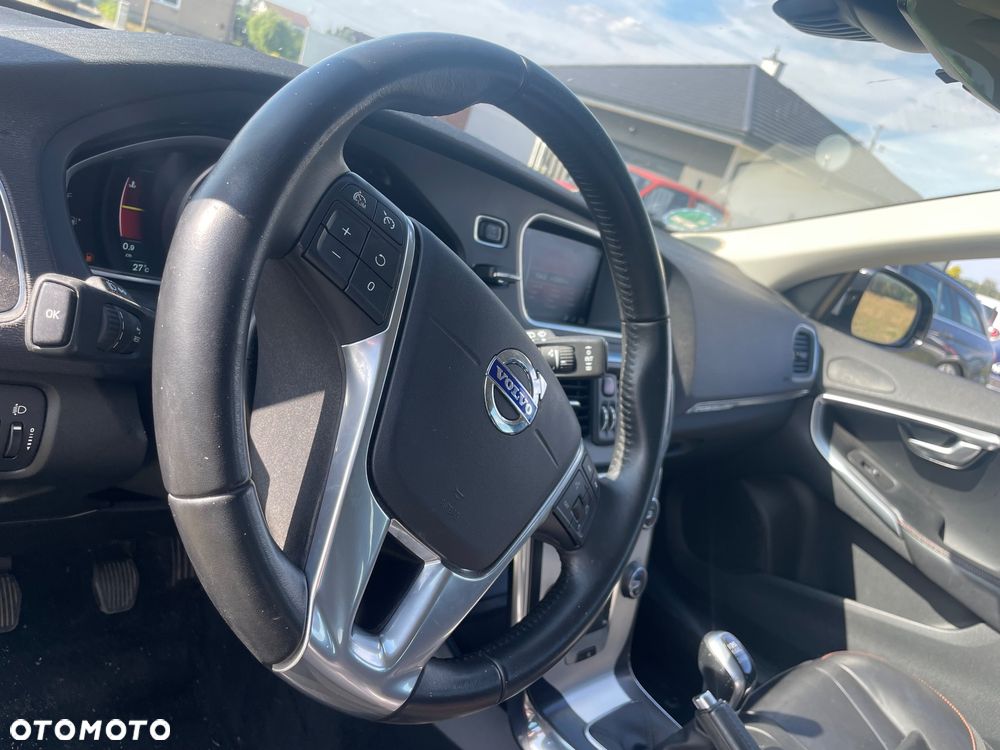 Volvo V40 Cross Country T3 Ocean Race - 12