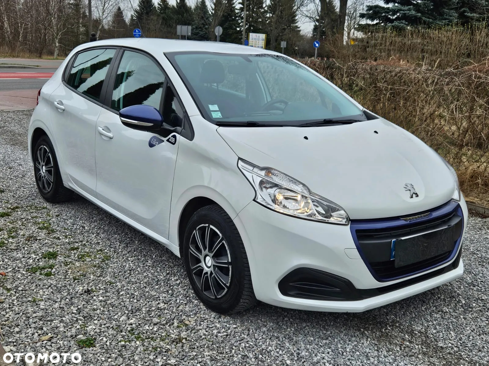 Peugeot 208 - 9