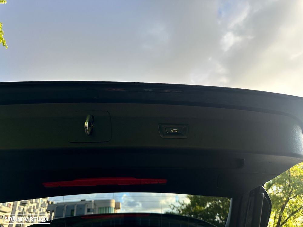BMW X1 18 d xDrive Auto Pack M - 34