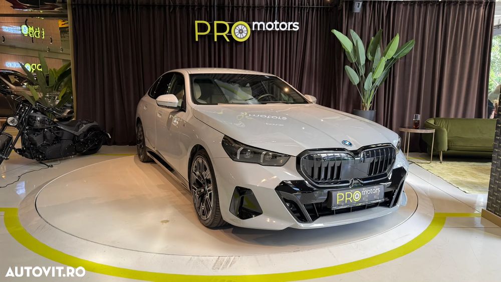 BMW Seria 5 530e Aut. - 2