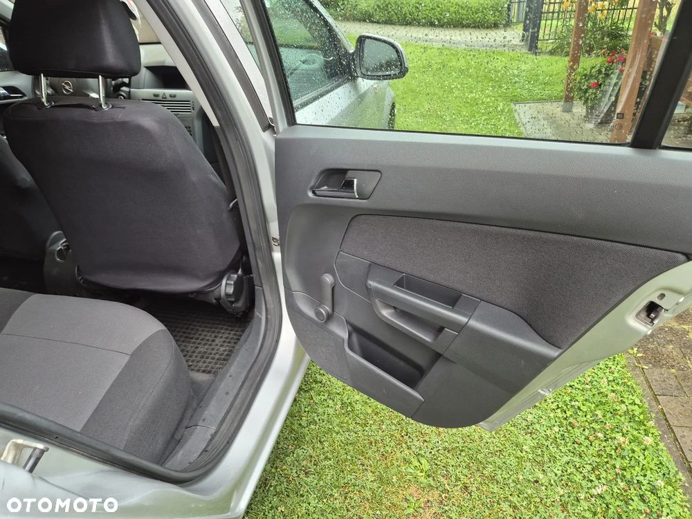 Opel Astra - 19