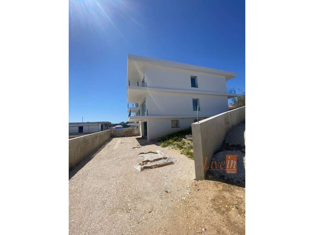 Moradia T3 em Fonte Boa dos Nabos na Ericeira - Grande imagem: 2/33