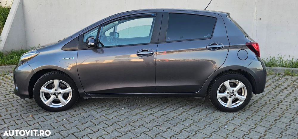 Toyota Yaris - 9