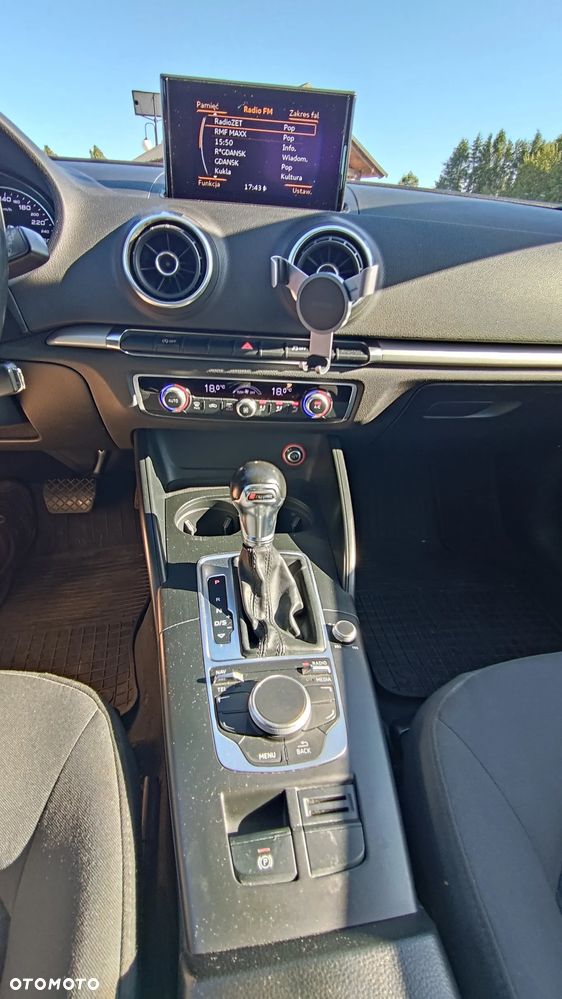 Audi A3 Sportback 1.6 TDI Sport S tronic - 6