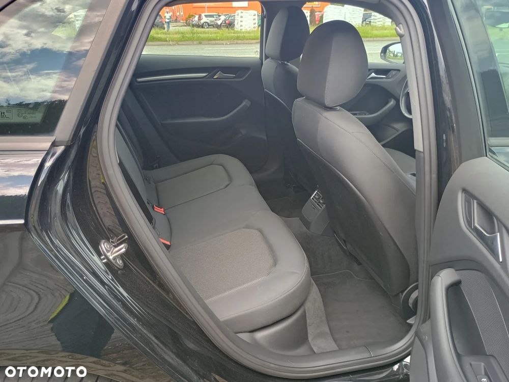 Audi A3 Sportback 30 TFSI - 8
