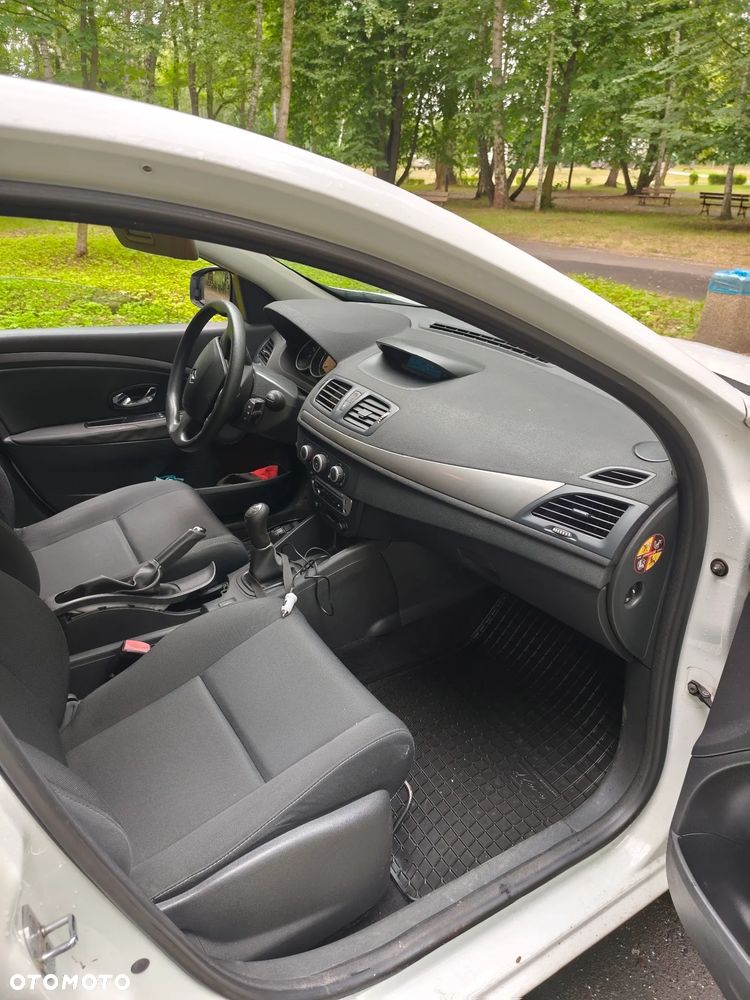 Renault Megane - 11
