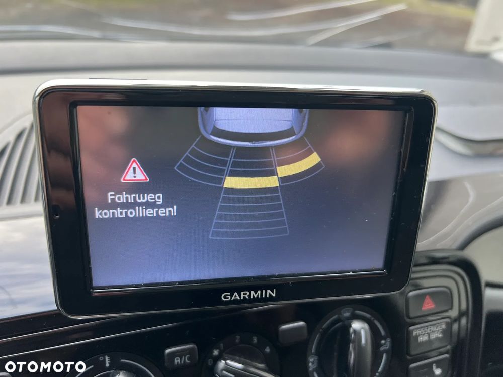 Volkswagen up! (BlueMotion Technology) move - 30