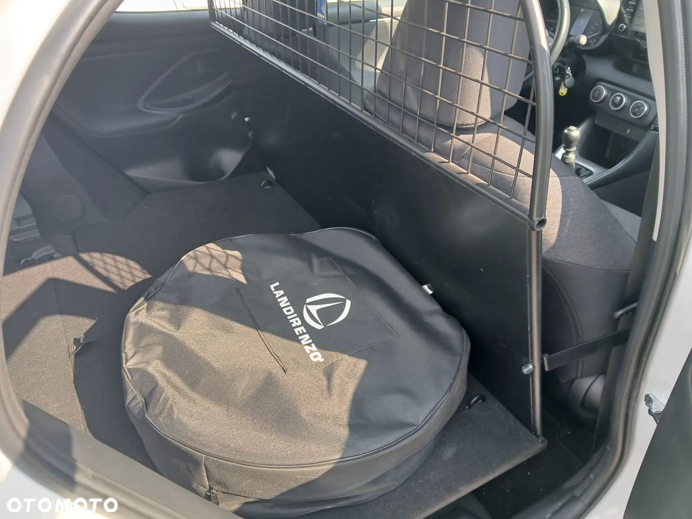 Toyota Yaris 1.5 Comfort - 11