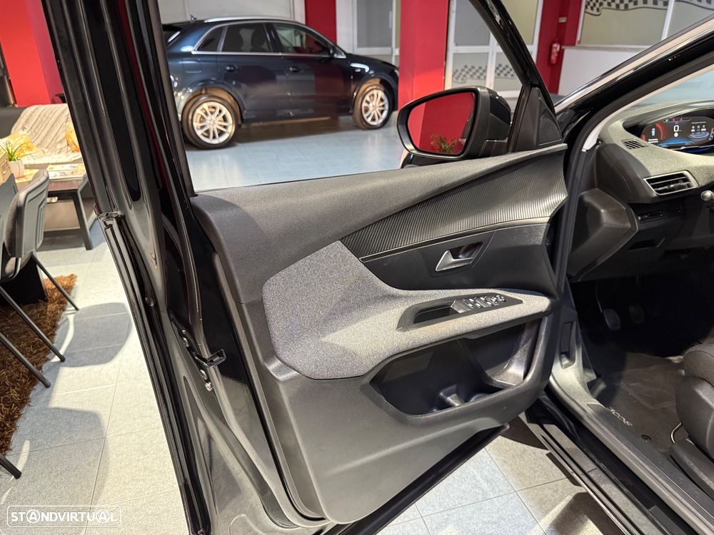 Peugeot 3008 1.5 BlueHDi Active - 19