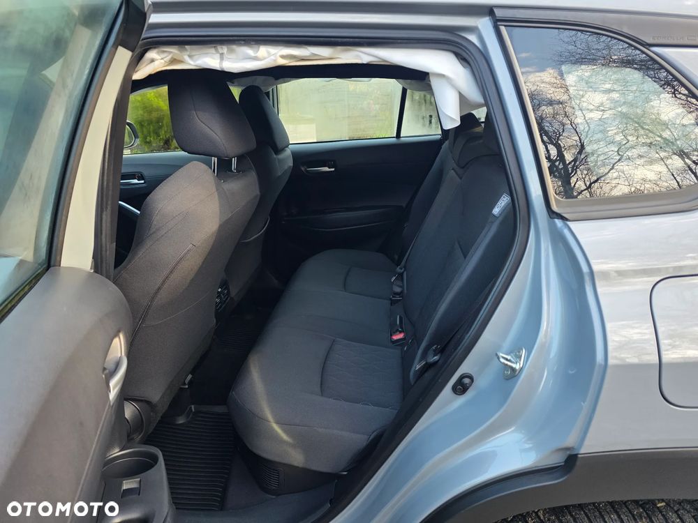 Toyota Corolla Cross 2.0 Hybrid Comfort - 14