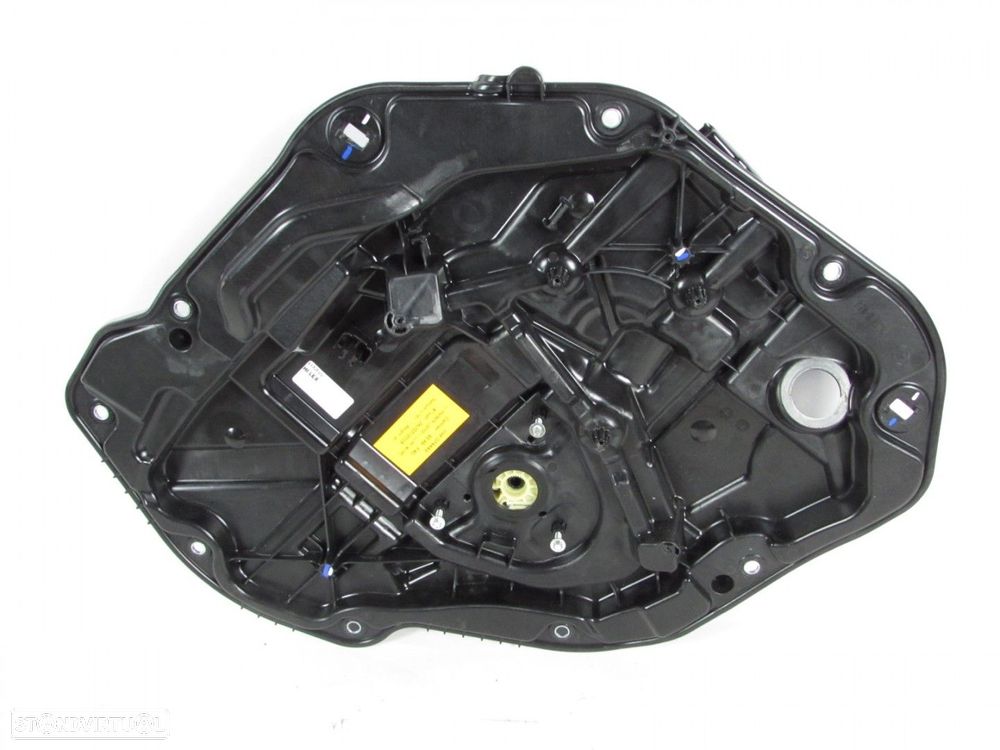 Elevador Direito/Trás Seminovo/ Original BMW 1 (F40) 51337465244 - 2