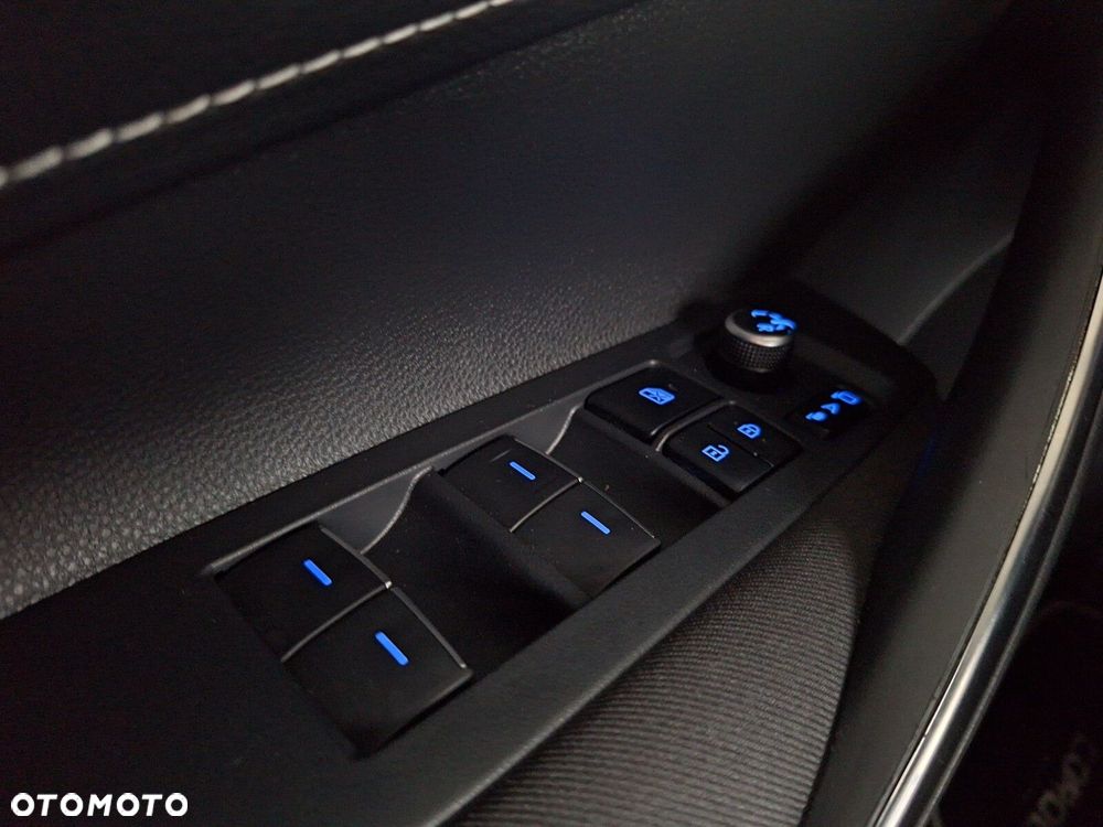 Toyota Corolla 1.8 Hybrid Comfort - 39