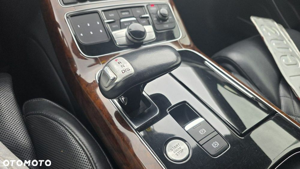 Audi A8 - 15