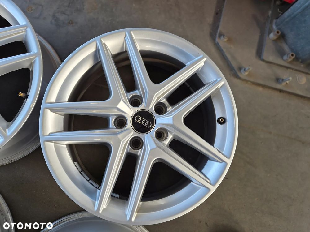 Felga alu Audi 6,5J17 5x112 ET28 oryginał - 4