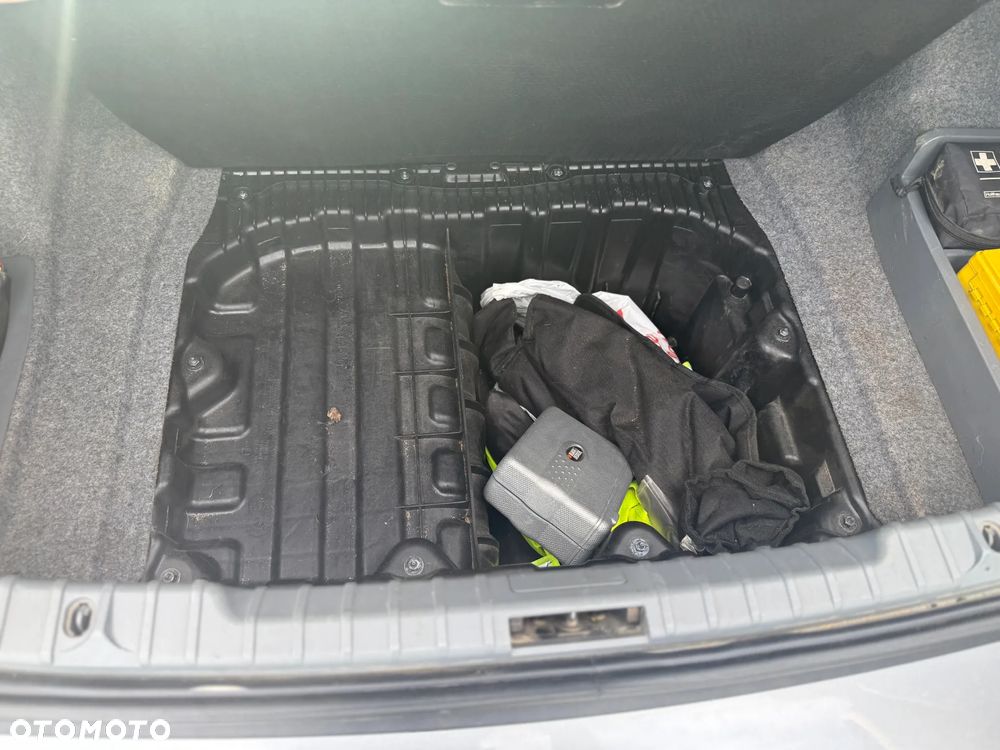 BMW Seria 3 - 21