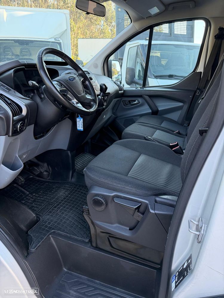 Ford Transit Custom - 9 Lugares - 10