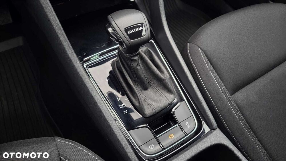 Skoda Karoq 1.5 TSI ACT Selection DSG - 26