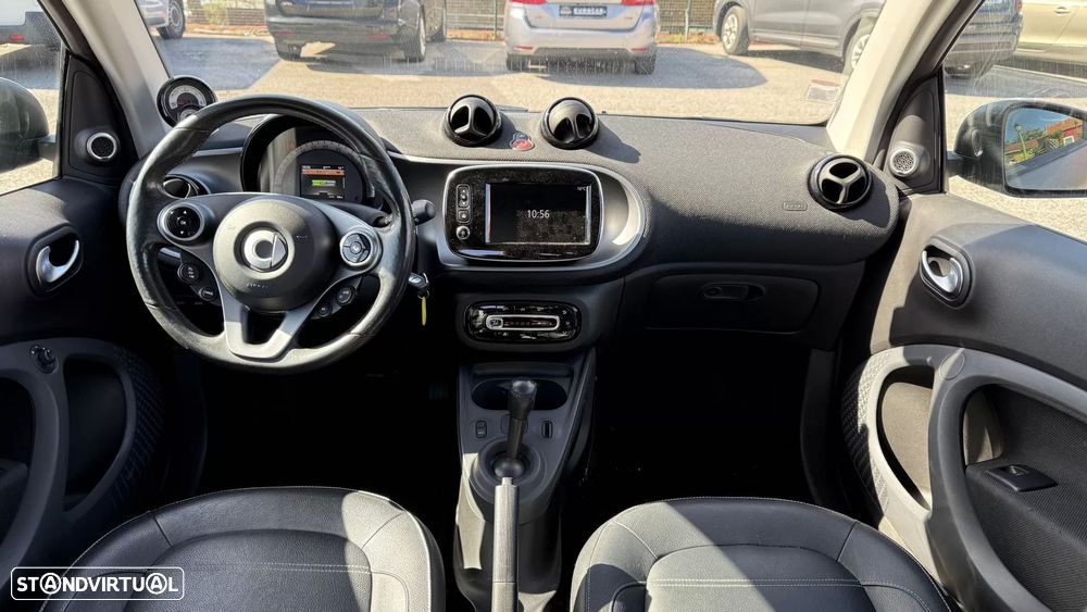 Smart ForTwo Coupé EQ prime edition nightsky - 25