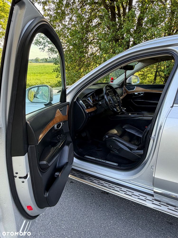 Volvo XC 90 D5 SCR AWD Inscription - 27