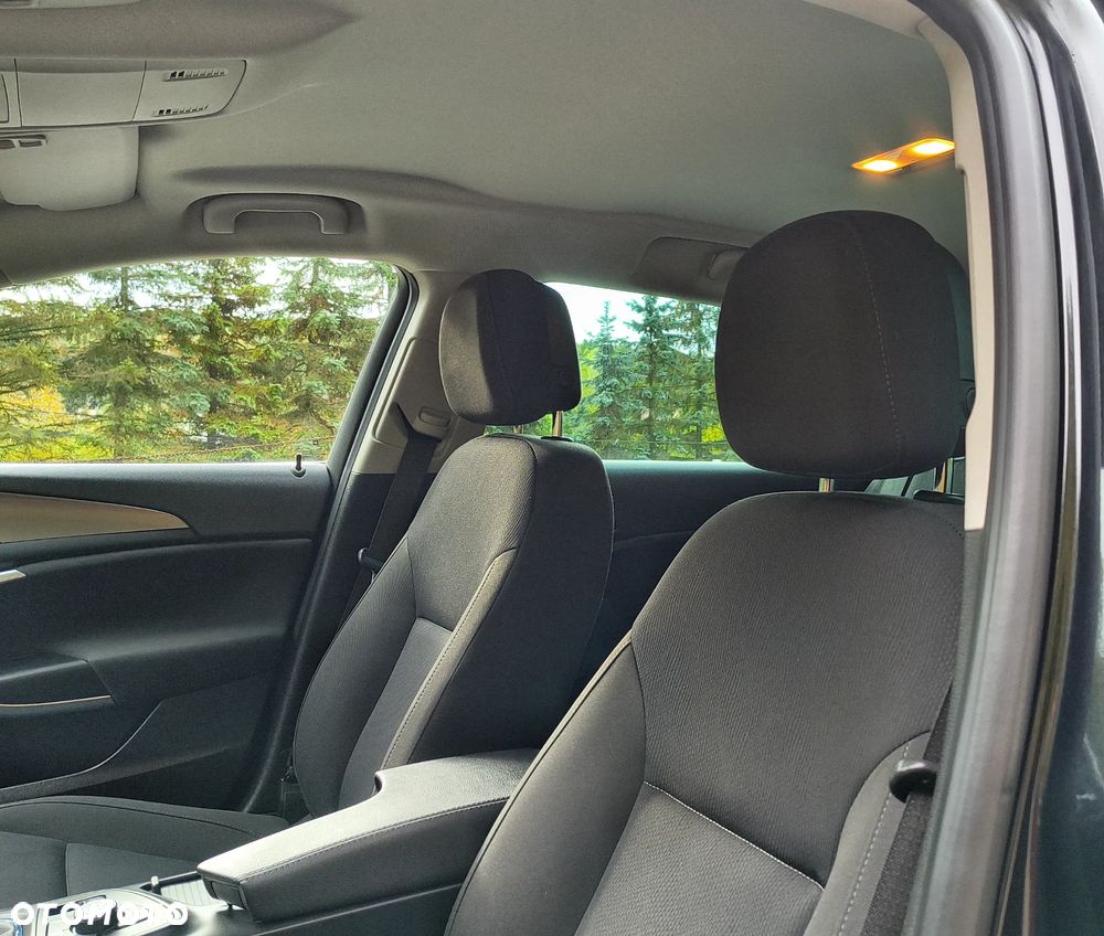 Opel Insignia - 18