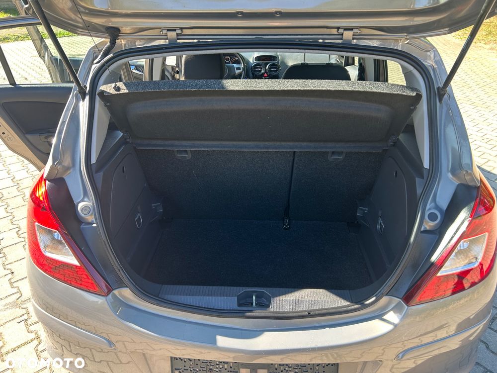 Opel Corsa - 18