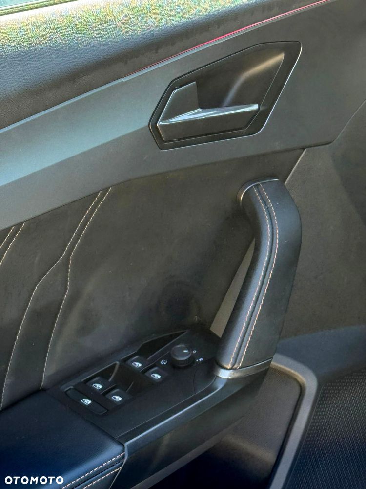 Cupra Formentor 1.5 TSI DSG - 25