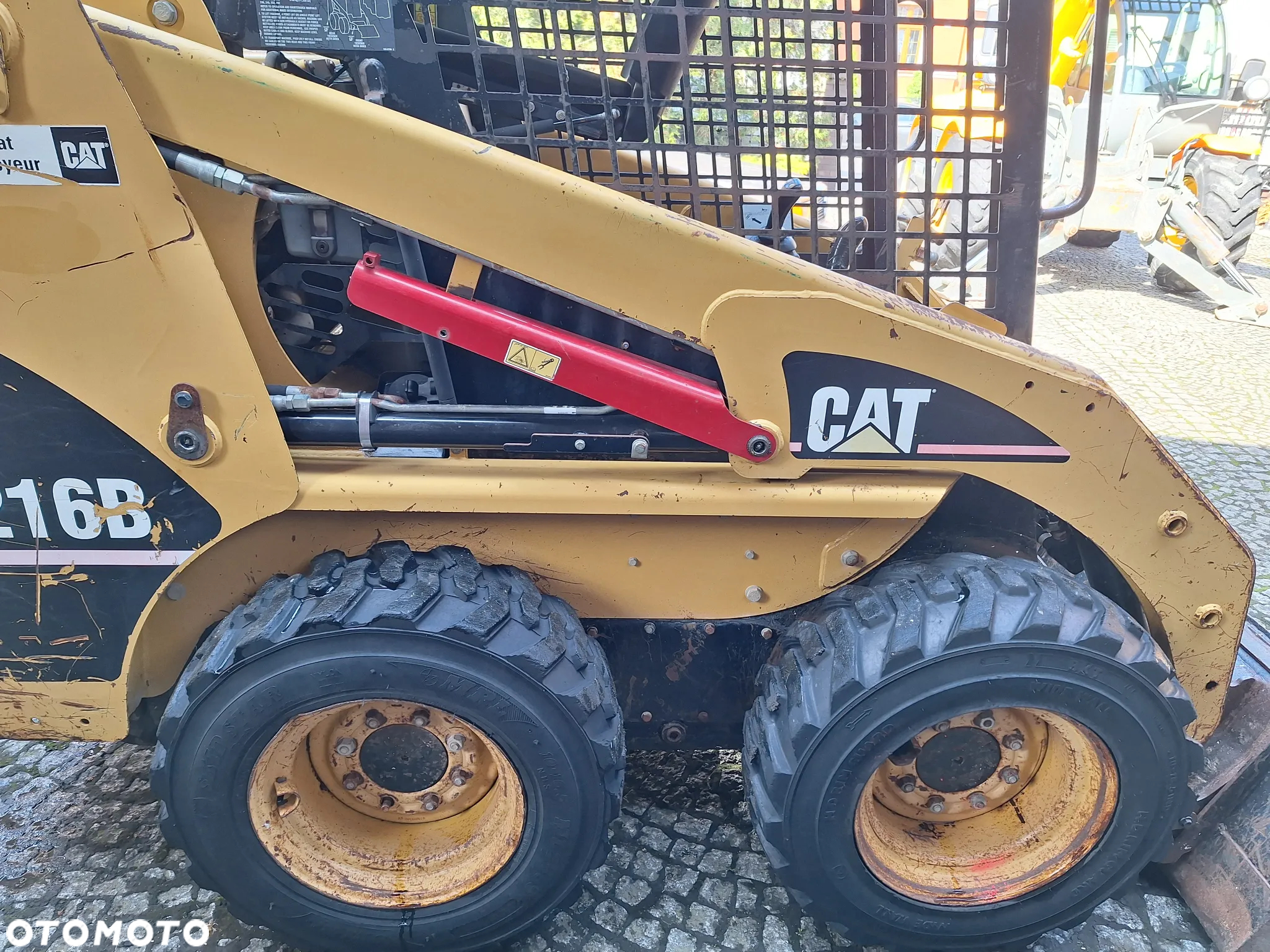 Caterpillar 216B Cat caterpillar - 11