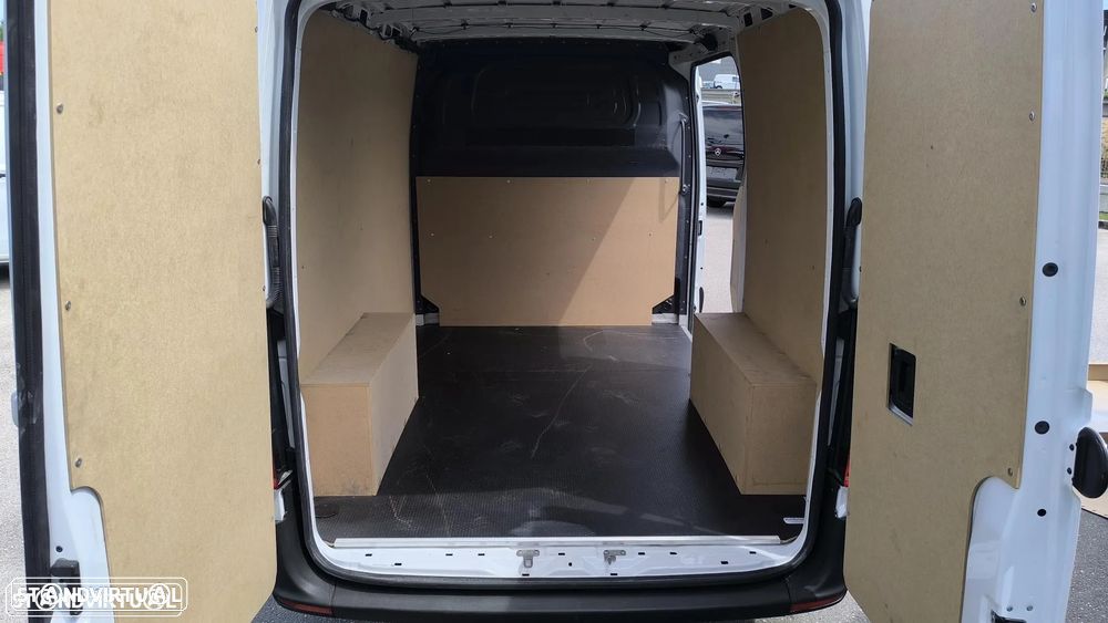 Mercedes-Benz Sprinter Furgão 215Cdi 32 Auto - 9
