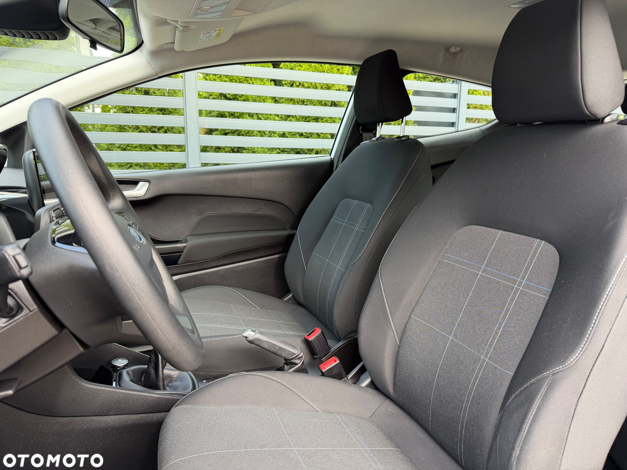 Ford Fiesta 1.1 S&S COOL&CONNECT - 16
