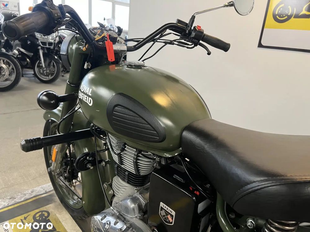 Royal Enfield Classic - 34