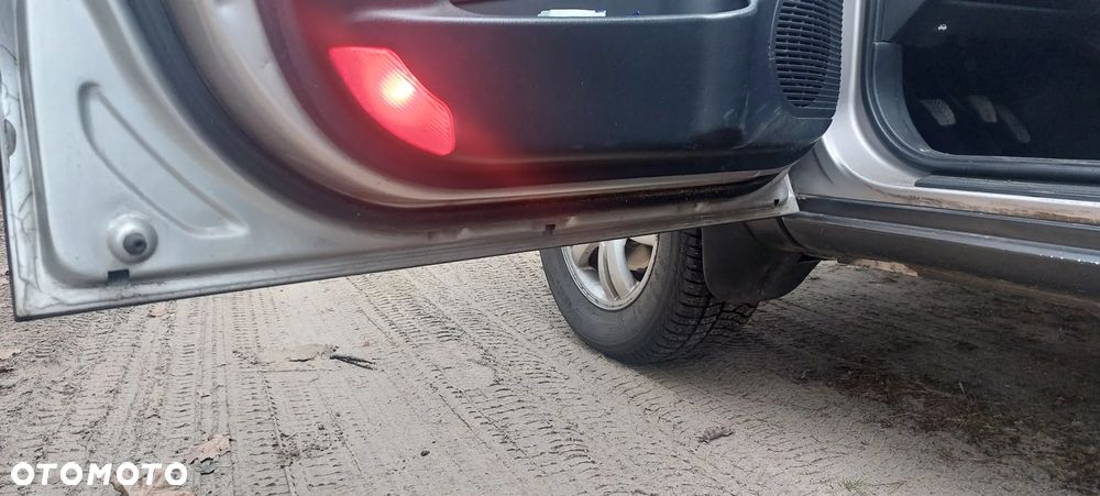 Hyundai Tucson 2.0 CRDi Active - 9