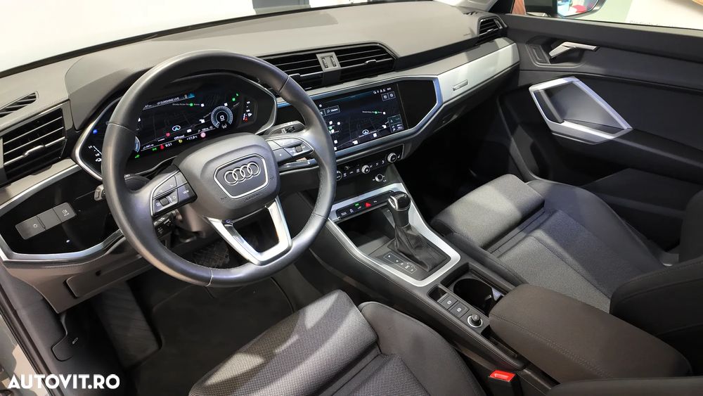 Audi Q3 45 TFSIe S tronic - 14