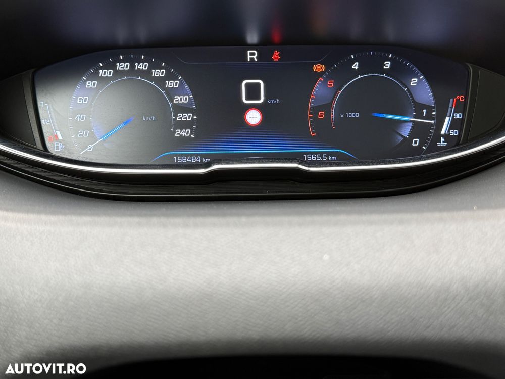 Peugeot 3008 BlueHDi 180 Stop & Start EAT8 GT - 33