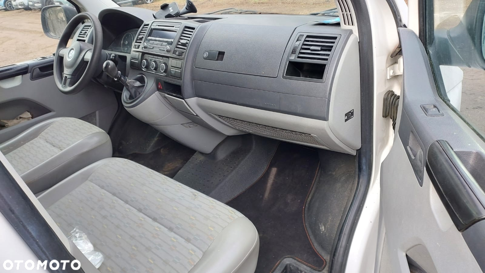 Volkswagen Transporter - 9