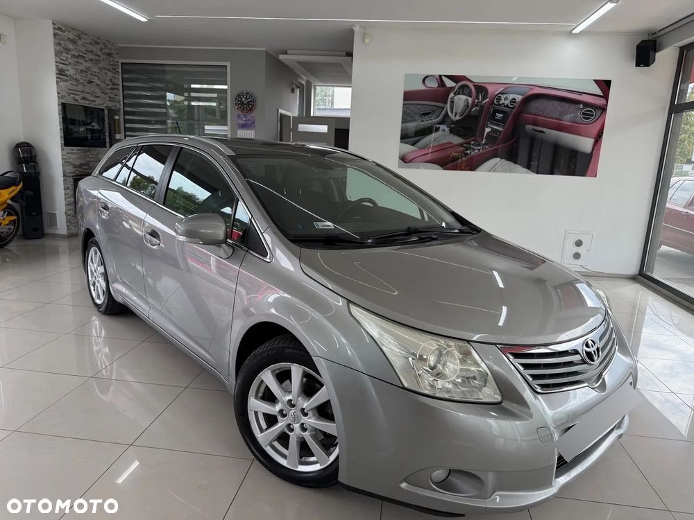 Toyota Avensis 2.0 D-4D Luna - 17