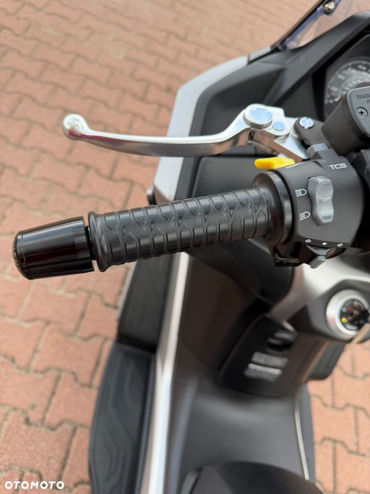 Kymco Downtown - 7