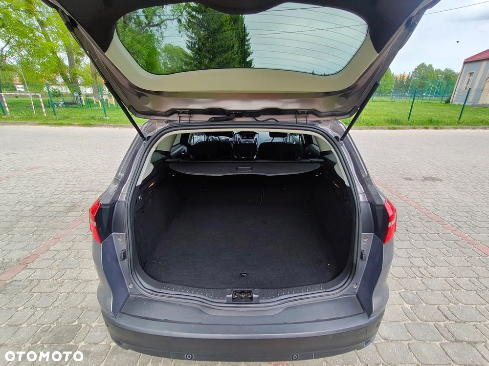 Ford Focus - 17