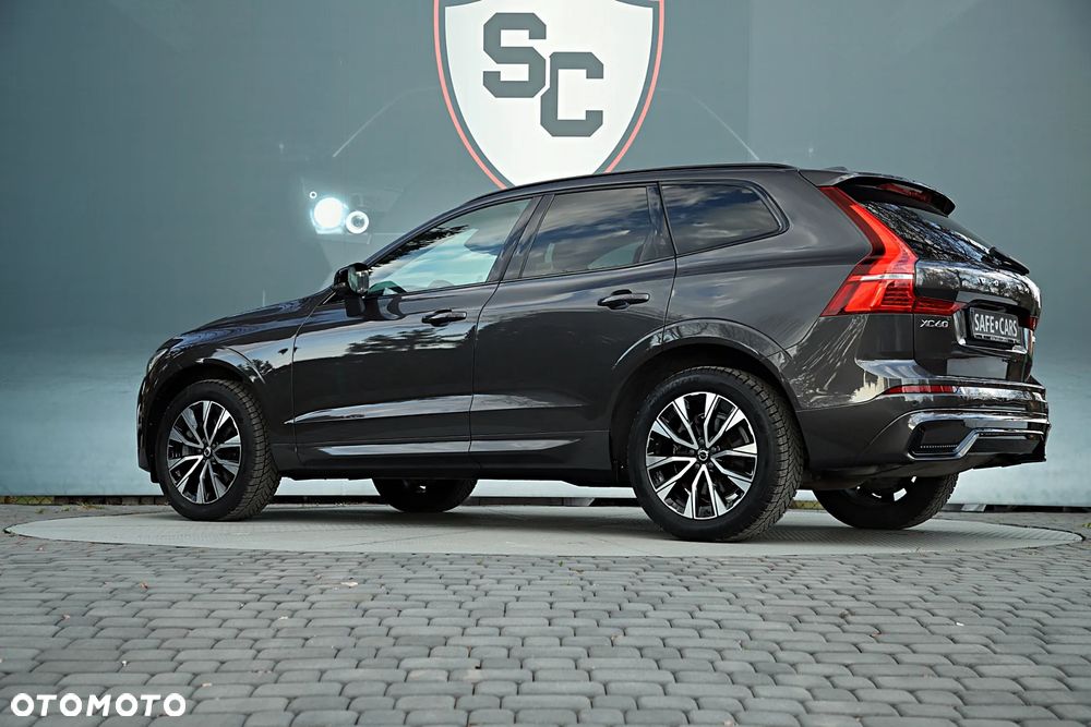 Volvo XC 60 B5 B AWD Plus Dark - 7