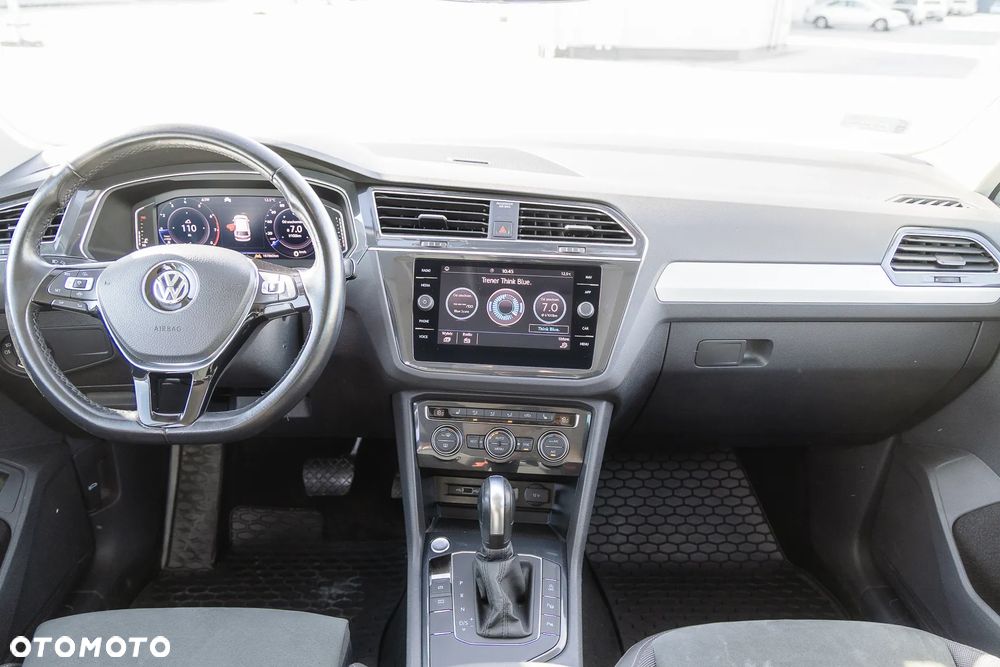 Volkswagen Tiguan - 24