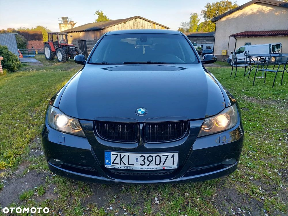 BMW Seria 3 320i - 2