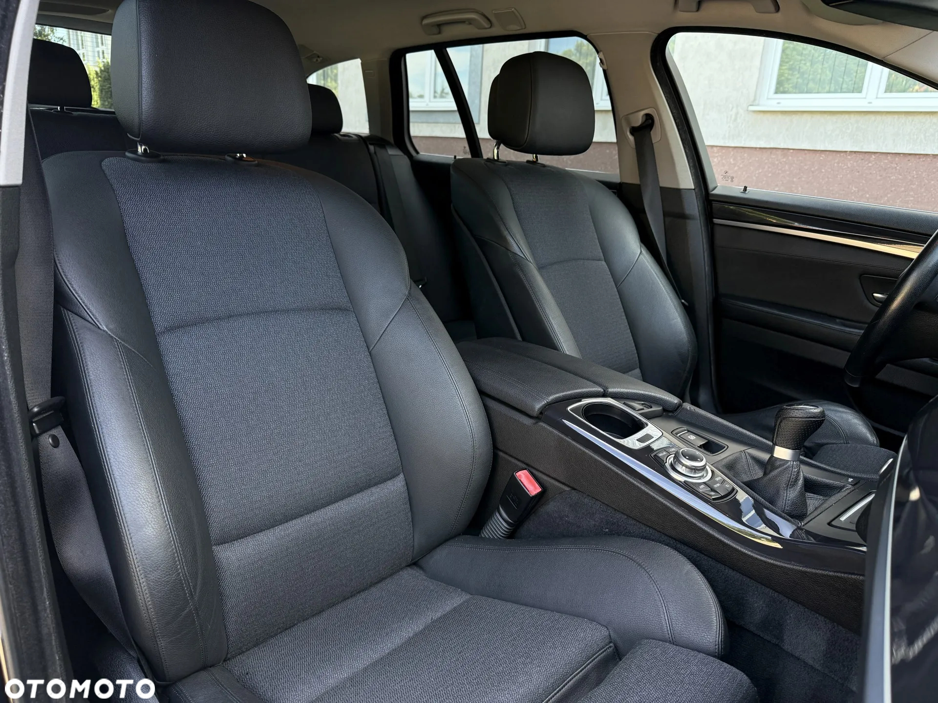 BMW Seria 5 520d Touring - 31