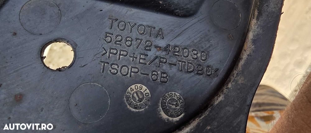 Carenaj roata stanga fata Toyota Rav 4 2010 / 2011 / 2012 2013 - 2