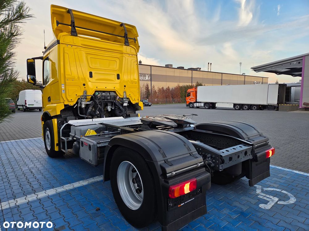 Mercedes-Benz Actros - 17